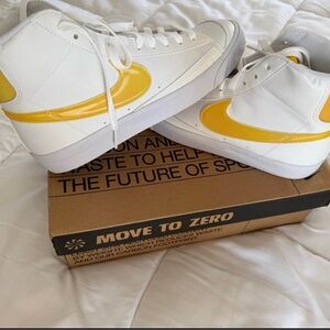 Nike Kids Shoes White and Yellow